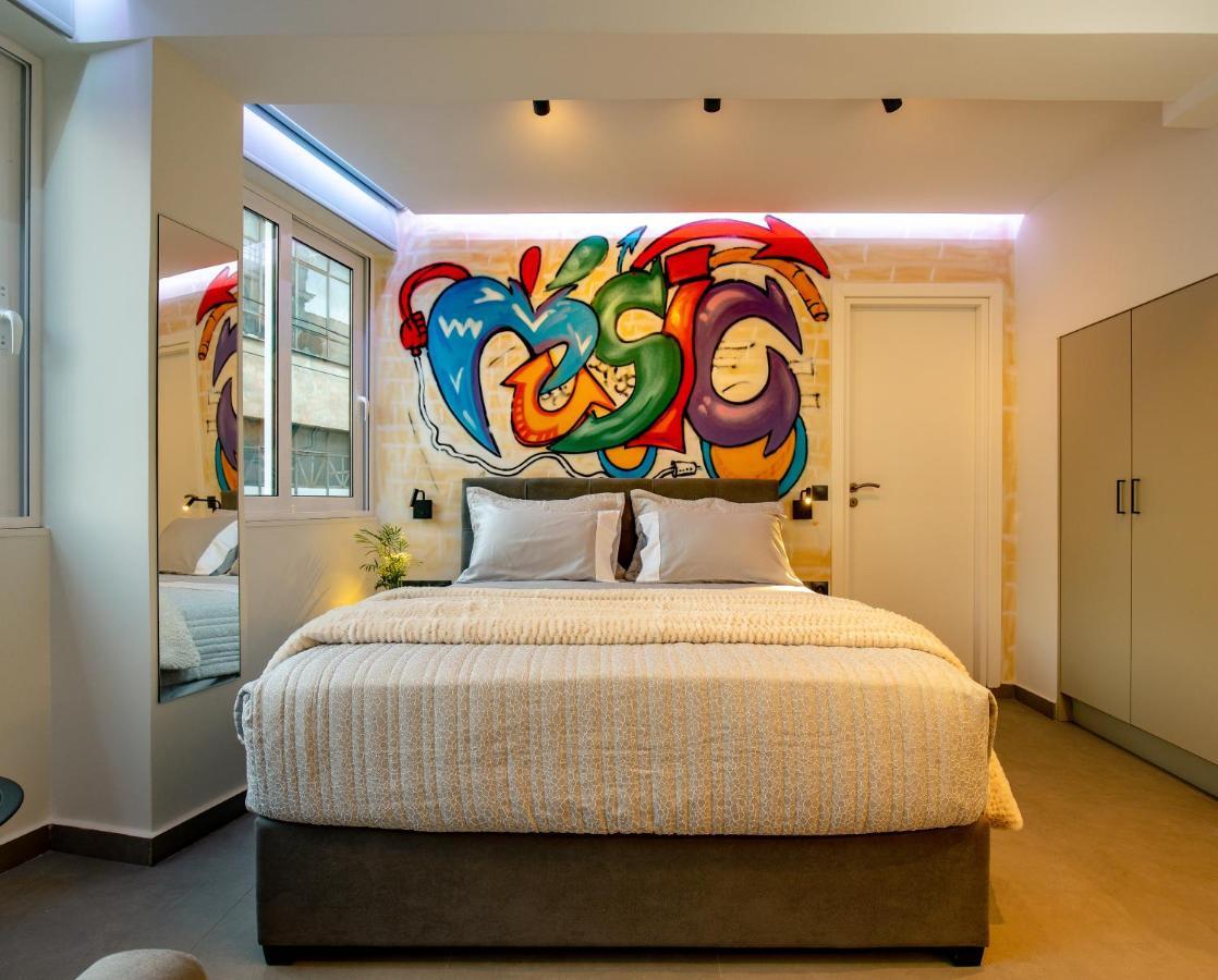 Triple A - Graffiti Homage In Psirri Square - Free Parking! Apartment เอเธนส์ ภายนอก รูปภาพ